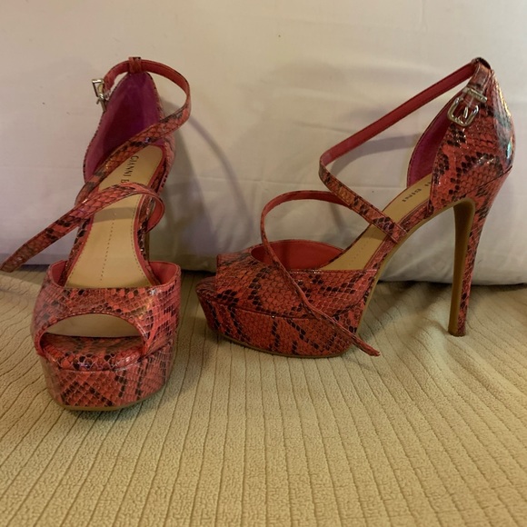 Shoes - Picture 2 of 2